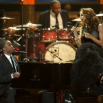 Hosts Wayne Brady & Holly Robinson Peete